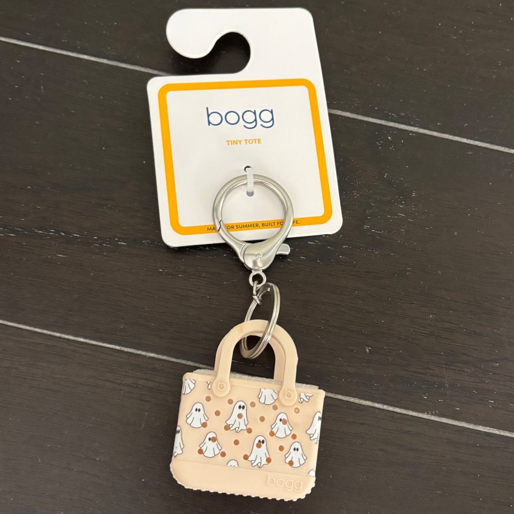 NWT Bogg Bag Tiny Tote Keychain Boo! Bogg Ghost Print Peach Halloween Bag Charm